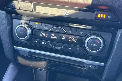 DV67NDE Mazda Mazda6 2.2 SKYACTIV-D Sport Nav Euro 6 (s/s) 4dr Thumbnail #23