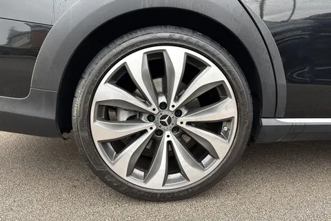 KY19ACF Mercedes-Benz E Class 2.9 E400d All-Terrain Edition G-Tronic+ 4MATIC Euro 6 (s/s) 5dr Thumbnail #12