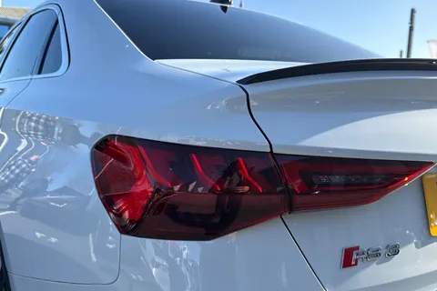 8 of 62 for Audi RS 3 RS 3 Saloon 400 PS S tronic