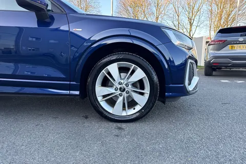 PX23OKT Audi Q2 S line 35 TFSI  150 PS 6-speed Thumbnail #11