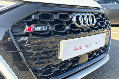25 of 62 for Audi RS 3 RS 3 Saloon 400 PS S tronic