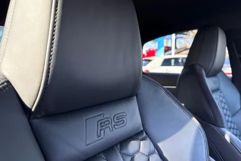 35 of 62 for Audi RS 3 RS 3 Saloon 400 PS S tronic