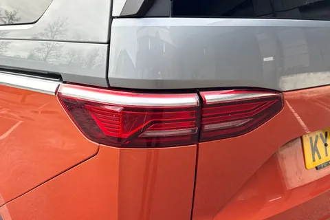 KY25RZG Volkswagen Multivan Multivan Style Long Thumbnail #9