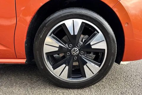 KY25RZG Volkswagen Multivan Multivan Style Long Thumbnail #11