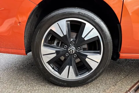 KY25RZG Volkswagen Multivan Multivan Style Long Thumbnail #12