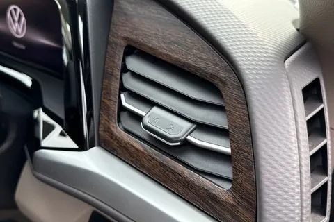 KY25RZG Volkswagen Multivan Multivan Style Long Thumbnail #32