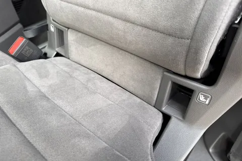 KY25RZG Volkswagen Multivan Multivan Style Long Thumbnail #39