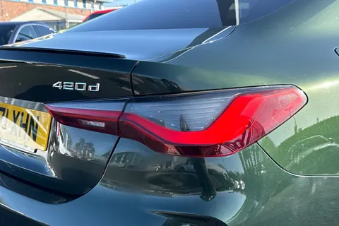 NK71XHN BMW 4 Series 2.0 420d MHT M Sport Auto xDrive Euro 6 (s/s) 2dr Thumbnail #9