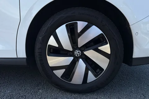 KN73UFP Volkswagen ID. Buzz 150kW Life Pro 77kWh 5dr Auto Thumbnail #12