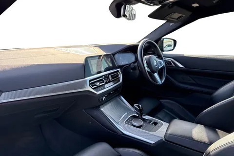 NK71XHN BMW 4 Series 2.0 420d MHT M Sport Auto xDrive Euro 6 (s/s) 2dr Thumbnail #16