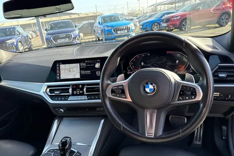 NK71XHN BMW 4 Series 2.0 420d MHT M Sport Auto xDrive Euro 6 (s/s) 2dr Thumbnail #19