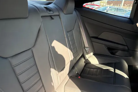 NK71XHN BMW 4 Series 2.0 420d MHT M Sport Auto xDrive Euro 6 (s/s) 2dr Thumbnail #39