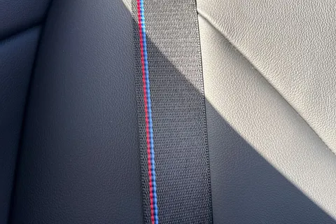 NK71XHN BMW 4 Series 2.0 420d MHT M Sport Auto xDrive Euro 6 (s/s) 2dr Thumbnail #42