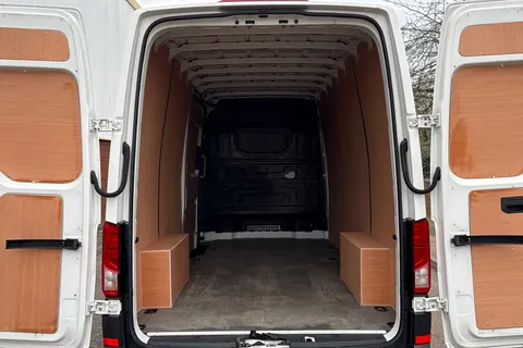 DE72FOD Volkswagen Crafter 2.0 TDI 140PS Startline High Roof Van Thumbnail #8