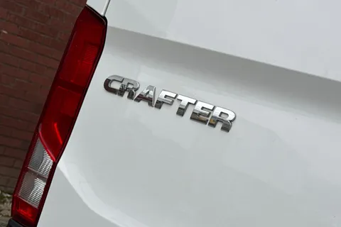 DE72FOD Volkswagen Crafter 2.0 TDI 140PS Startline High Roof Van Thumbnail #34