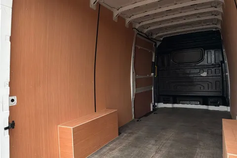 DE72FOD Volkswagen Crafter 2.0 TDI 140PS Startline High Roof Van Thumbnail #40