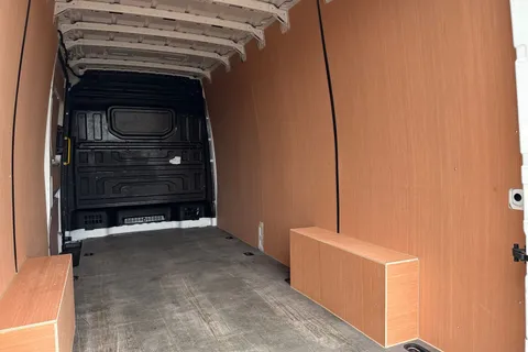 DE72FOD Volkswagen Crafter 2.0 TDI 140PS Startline High Roof Van Thumbnail #42