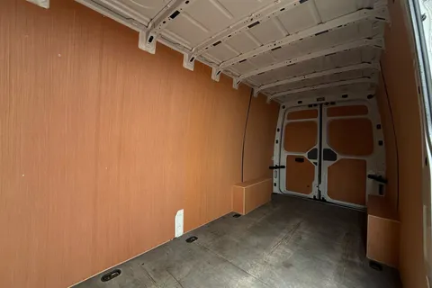 DE72FOD Volkswagen Crafter 2.0 TDI 140PS Startline High Roof Van Thumbnail #44