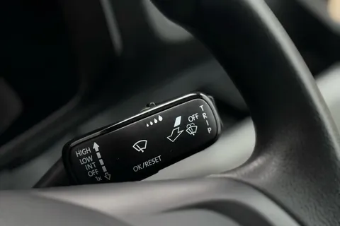 DE72FOD Volkswagen Crafter 2.0 TDI 140PS Startline High Roof Van Thumbnail #52