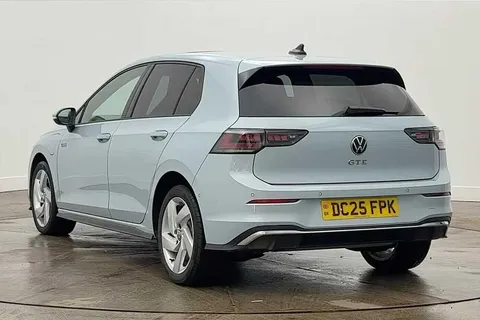 DC25FPK Volkswagen Golf 1.5 TSI 272 GTE eHybrid 5dr DSG**PAN ROOF** Thumbnail #3