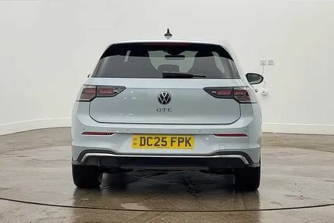 DC25FPK Volkswagen Golf 1.5 TSI 272 GTE eHybrid 5dr DSG**PAN ROOF** Thumbnail #8