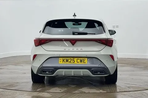 KM25CWE CUPRA Leon 1.5 eTSI V2 DSG Euro 6 (s/s) 5dr Thumbnail #3