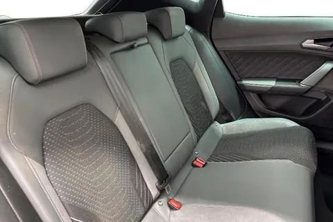 KT25WFL CUPRA Formentor 2.0 TSI VZ3 DSG 4Drive Euro 6 (s/s) 5dr Thumbnail #10