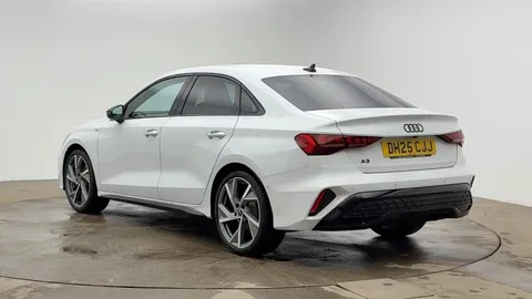 DH25CJJ Audi A3 Black Edition TFSI 150 PS S tronic Thumbnail #3