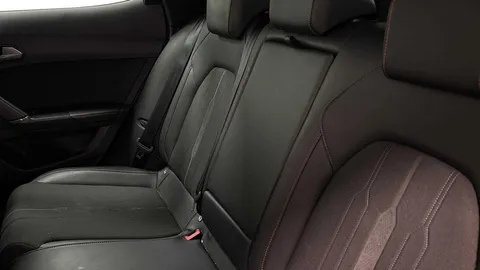 6 of 10 for CUPRA Formentor 1.4 eHybrid 12.8kWh VZ1 DSG Euro 6 (s/s) 5dr