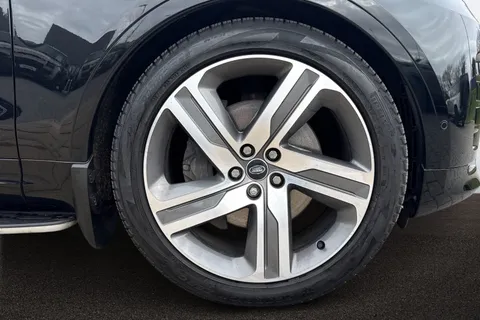 DX75NHG Land Rover Discovery 3.0 D350 Dynamic HSE 5dr Thumbnail #10