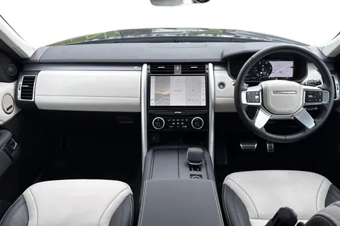 DX75NHG Land Rover Discovery 3.0 D350 Dynamic HSE 5dr Thumbnail #11