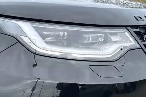 DX75NHG Land Rover Discovery 3.0 D350 Dynamic HSE 5dr Thumbnail #19