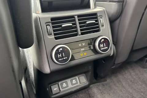 DX75NHG Land Rover Discovery 3.0 D350 Dynamic HSE 5dr Thumbnail #20