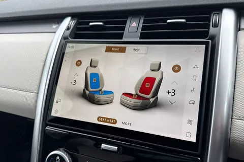 DX75NHG Land Rover Discovery 3.0 D350 Dynamic HSE 5dr Thumbnail #24