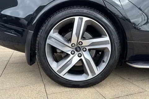 DX75NHG Land Rover Discovery 3.0 D350 Dynamic HSE 5dr Thumbnail #36