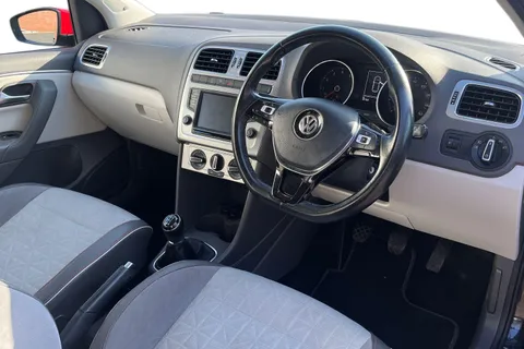 13 of 48 for Volkswagen Polo 1.0 BlueMotion Tech beats Euro 6 (s/s) 3dr