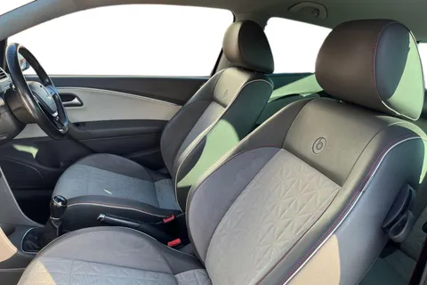 15 of 48 for Volkswagen Polo 1.0 BlueMotion Tech beats Euro 6 (s/s) 3dr