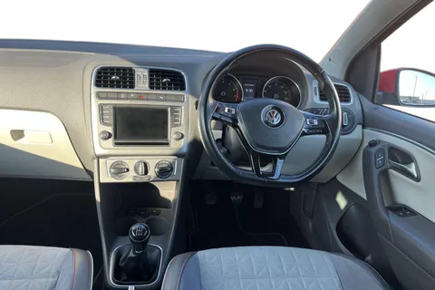 17 of 48 for Volkswagen Polo 1.0 BlueMotion Tech beats Euro 6 (s/s) 3dr