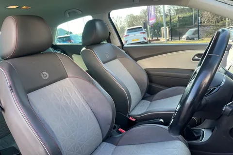 23 of 48 for Volkswagen Polo 1.0 BlueMotion Tech beats Euro 6 (s/s) 3dr