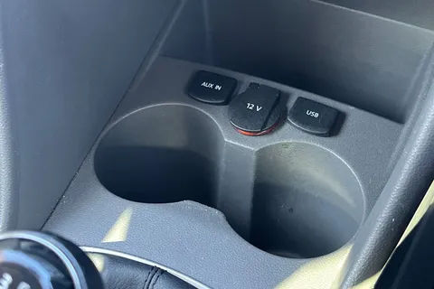 36 of 48 for Volkswagen Polo 1.0 BlueMotion Tech beats Euro 6 (s/s) 3dr