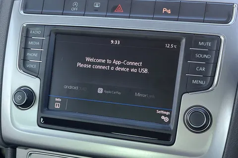 40 of 48 for Volkswagen Polo 1.0 BlueMotion Tech beats Euro 6 (s/s) 3dr