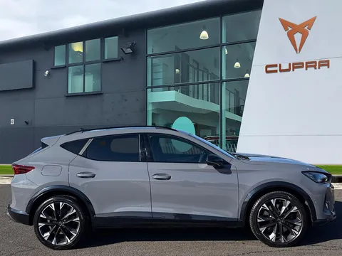 KR25VFN CUPRA Formentor 2.0 TSI 333 VZ2 5dr DSG 4Drive**PANORAMIC SUNROOF** Thumbnail #4