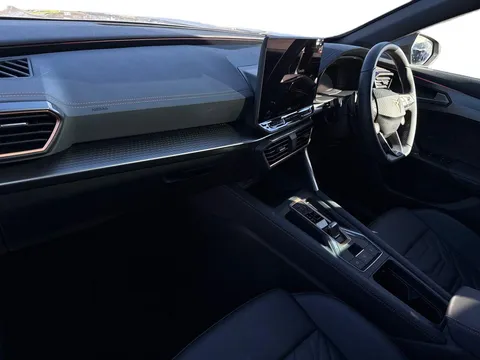 KR25VFN CUPRA Formentor 2.0 TSI 333 VZ2 5dr DSG 4Drive**PANORAMIC SUNROOF** Thumbnail #10