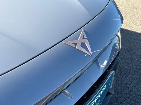 KR25VFN CUPRA Formentor 2.0 TSI 333 VZ2 5dr DSG 4Drive**PANORAMIC SUNROOF** Thumbnail #28