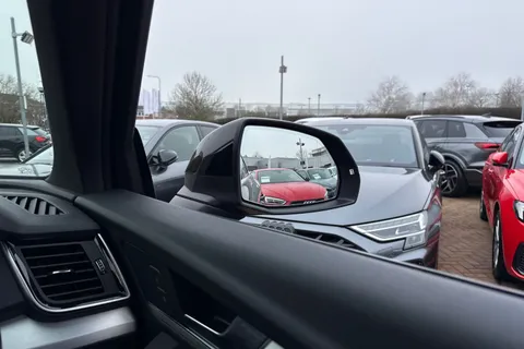 BV23UVX Audi Q5 S line 40 TDI quattro 204 PS S tronic Thumbnail #21