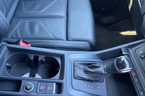 KD23GSY Audi Q3 Black Edition 45 TFSI quattro 245 PS S tronic Thumbnail #24