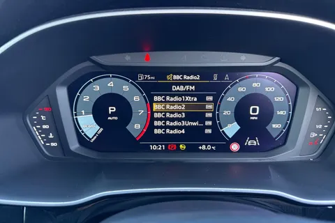 KD23GSY Audi Q3 Black Edition 45 TFSI quattro 245 PS S tronic Thumbnail #31