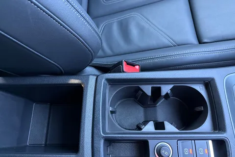 KD23GSY Audi Q3 Black Edition 45 TFSI quattro 245 PS S tronic Thumbnail #52