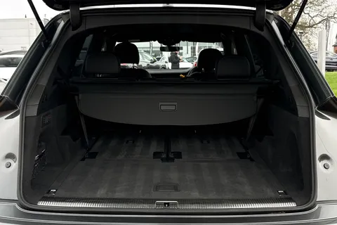 KN75YVT Audi Q7 SUV  Black Edition TDI quattro 286 PS tiptronic Thumbnail #7