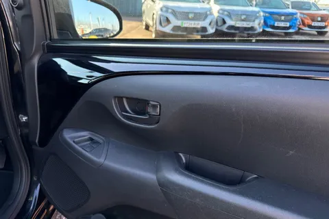 KT18VFE PEUGEOT 108 1.0 Active Euro 6 3dr Thumbnail #20